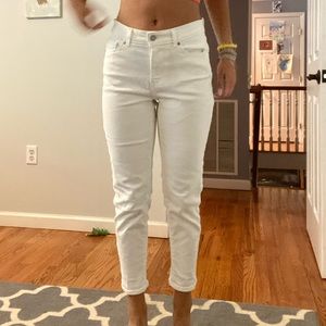 Levi classic crop jeans white